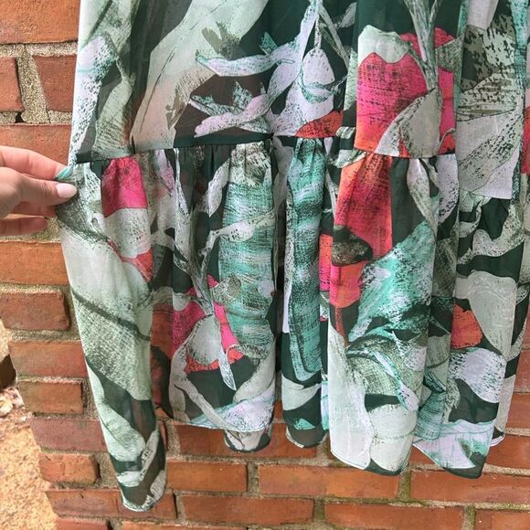 LC Lauren Conrad Green Leaf Print Sheer Maxi Dress Cover Up - Picture 7 of 8